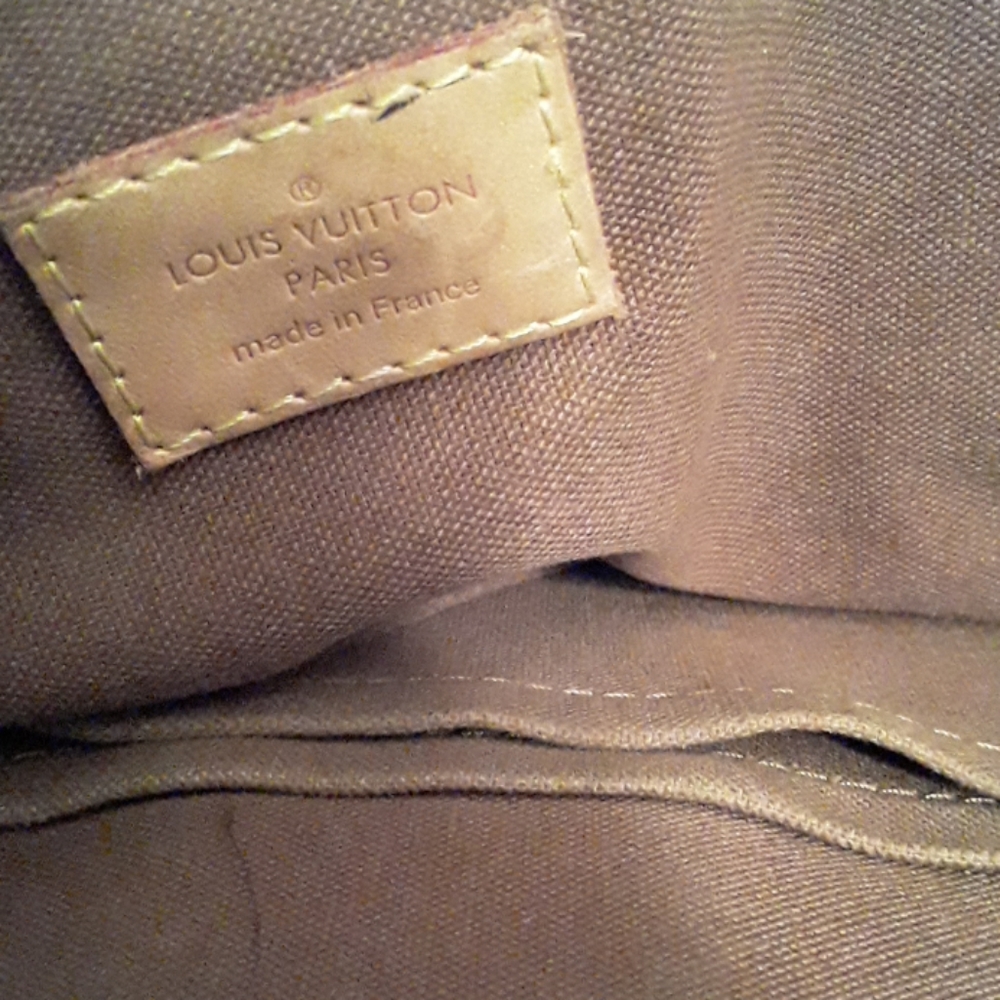 AUTHENTIC LOUIS VUITTON TIVOLI GM - Picture 5 of 8
